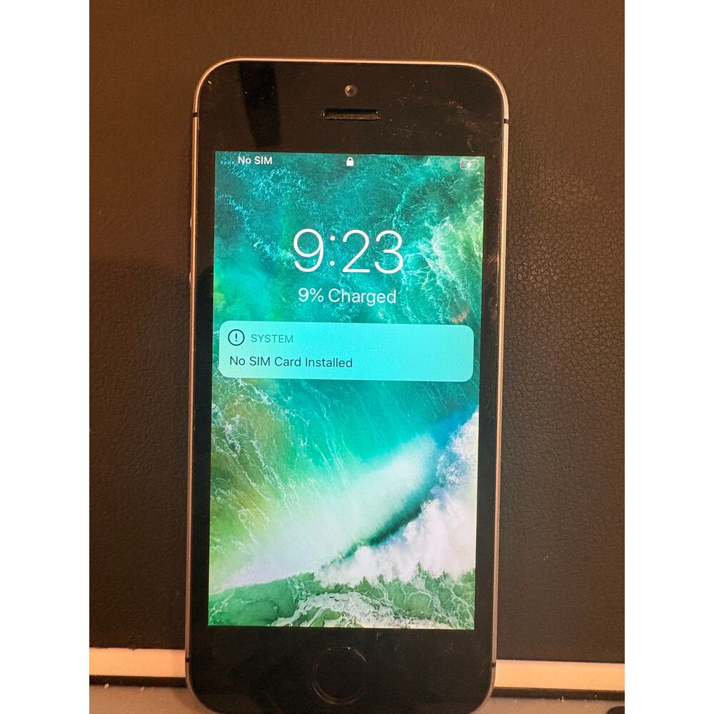 Apple iPhone SE 16GB Verizon A1662 Space Gray For Parts